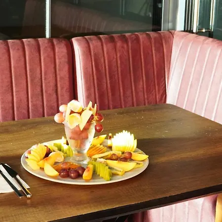 Ξενοδοχείο Amber Palace 4*