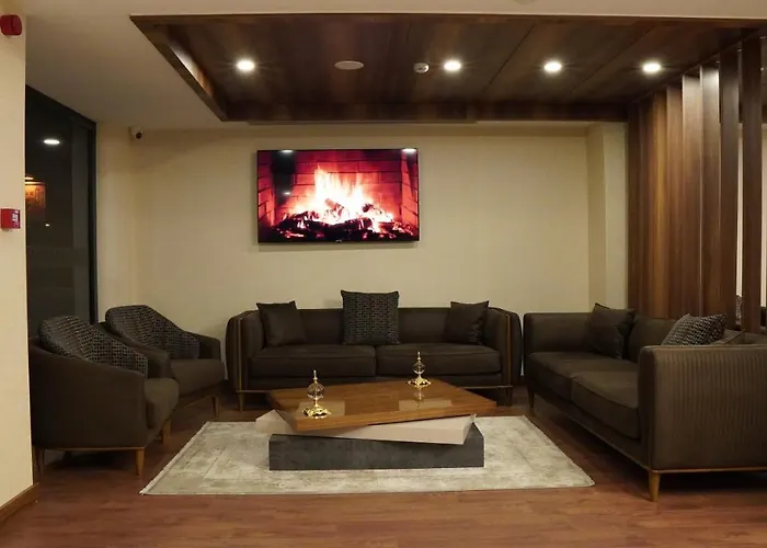 Amber Palace Hotel 4*