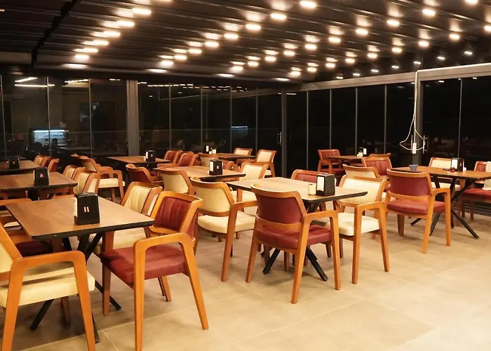 Amber Palace Hotel 4*