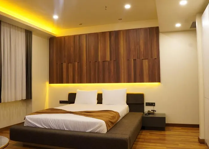 Hotel Amber Palace 4*